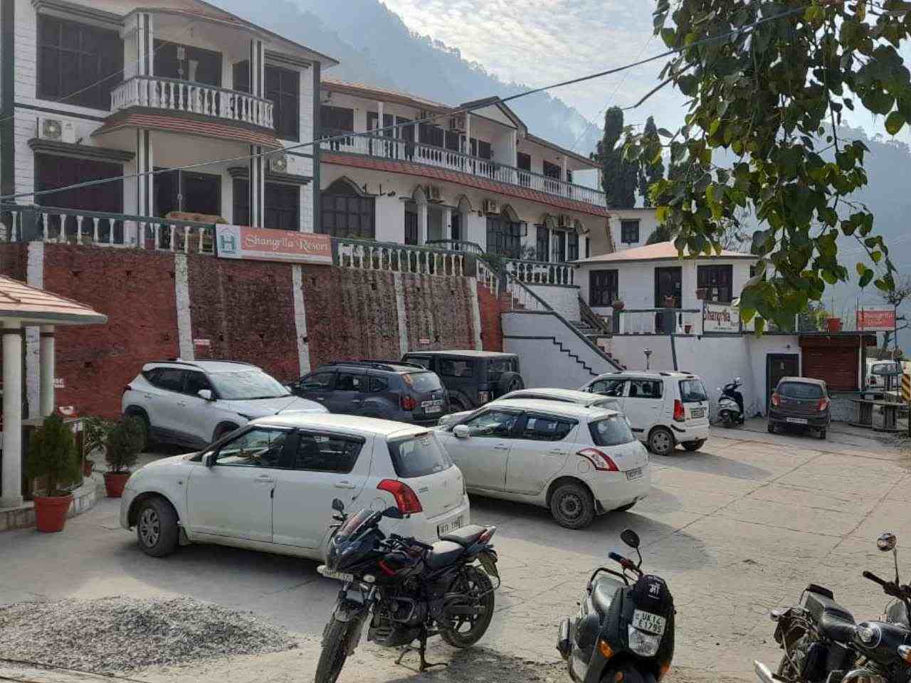 Restaurant on the way to Kedarnath